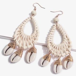 Anthropologie Hawaiian Cowrie Shell Long Woven Rattan Bohemian Beach Earrings